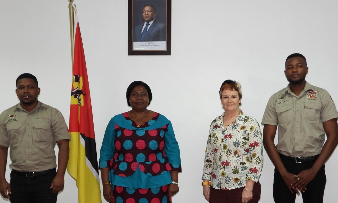 Non-Executive Chair of the Agriterra Group visits the governor of Manica province